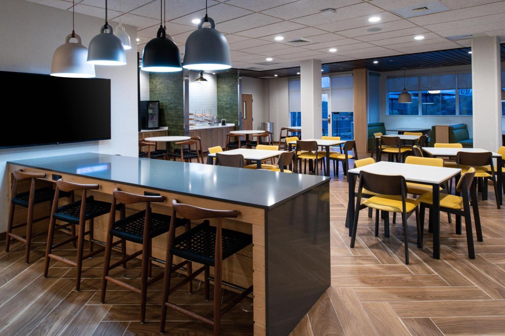 Fairfield Inn & Suites By Marriott Charlotte University Research Park Екстериор снимка